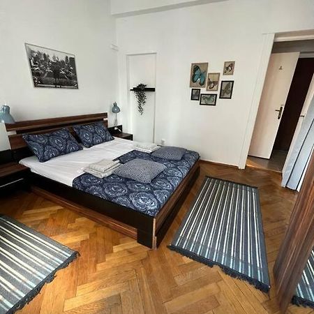 Apartament Ultracentral Universitate Βουκουρέστι Εξωτερικό φωτογραφία