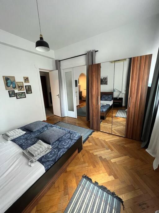 Apartament Ultracentral Universitate Βουκουρέστι Εξωτερικό φωτογραφία